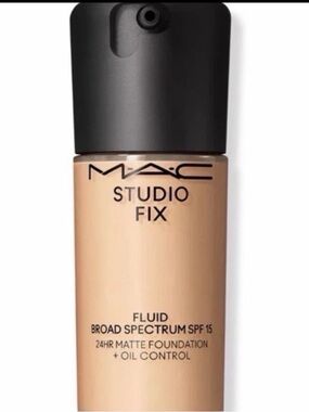 MAC Studio Fix Fluid SPF 15 Foundation ~ NC 17 ~ 1oz/30ml ~ NIB AUTHENTIC